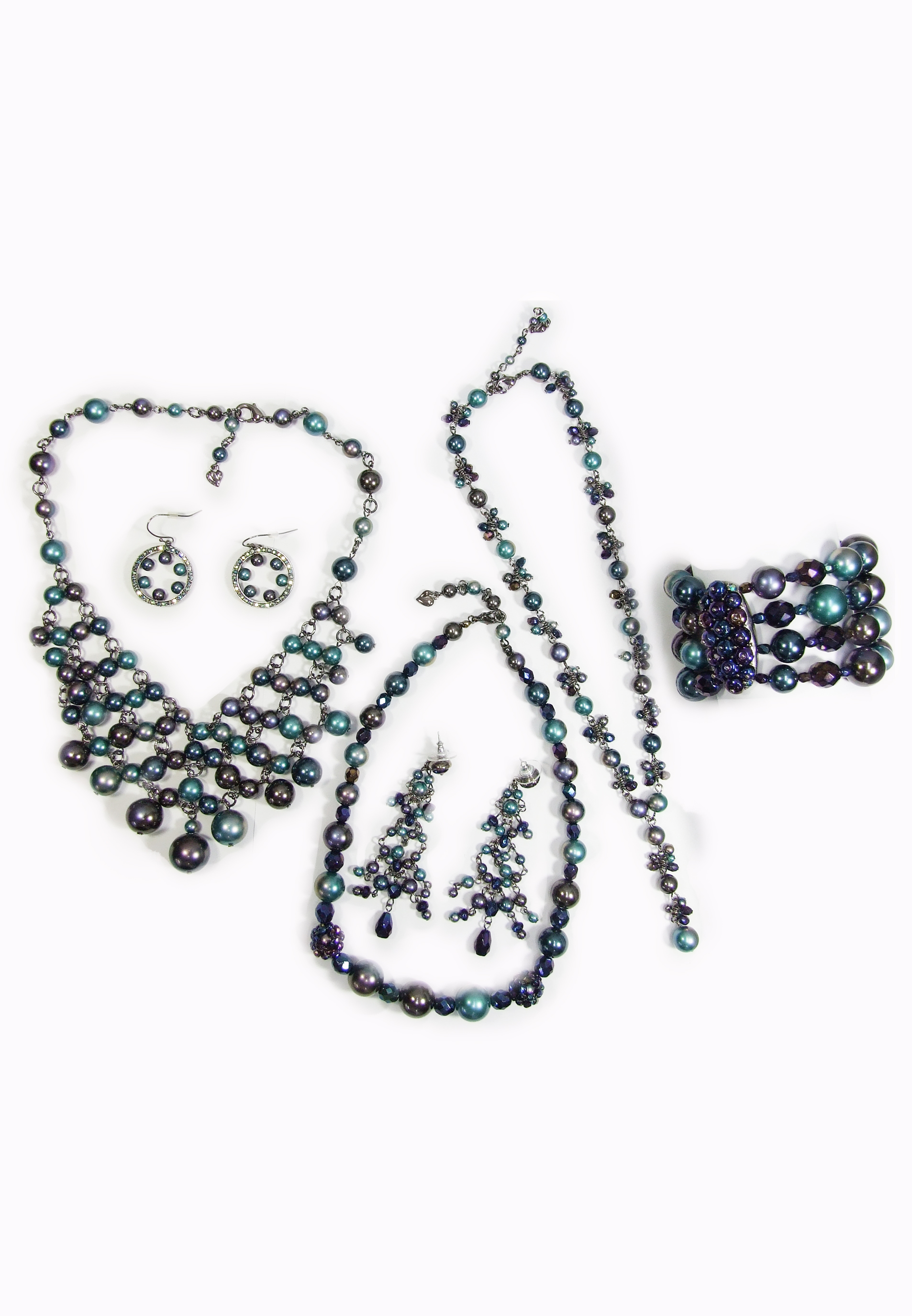 孔雀珍珠项链、手链和耳环